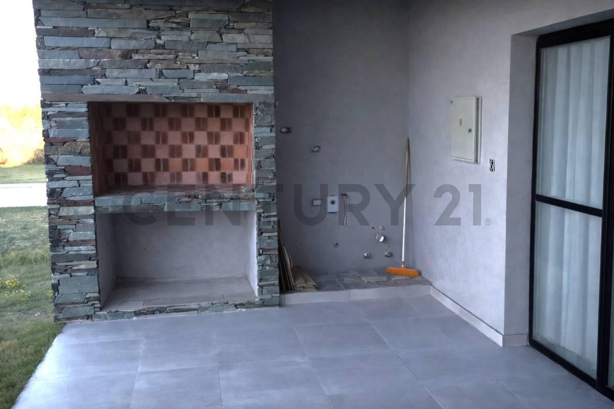 Foto de Casa A Estrenar En Los Juncos Luján | Lote Premium En Esquina 1300m², imagen 4