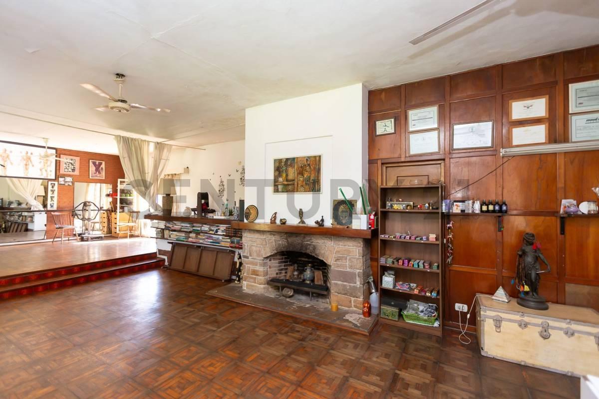Foto de VENTA Casa 4 amb c/ dpto 2 amb y Pileta - Permuta, imagen 4