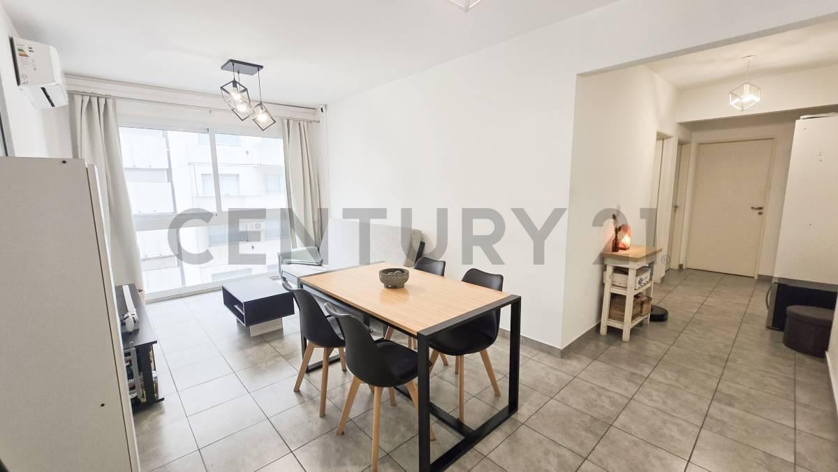 Foto de VENTA DPTO 3 AMBIENTES CON BALCON TERRAZA – BARRACAS - APTO CRÉDITO, imagen 1