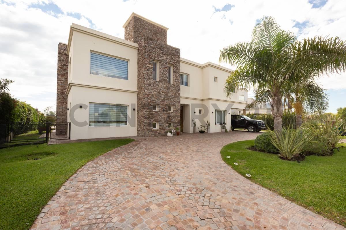 Foto de VENTA PERMUTA FINANCIACION CASA 5 AMB CON OFICINA EN HARAS SANTA MARIA, imagen 2