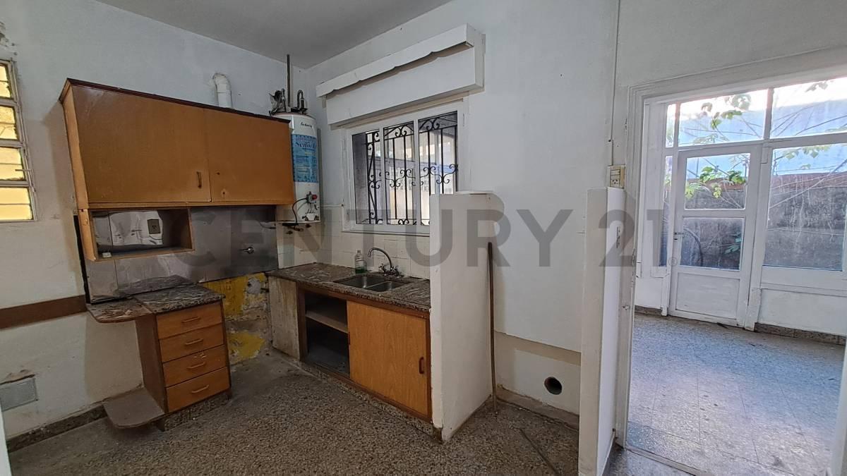Foto de VENTA: USD 60.000 - Casa de 3 Ambientes en Planta Baja + Propiedad a, imagen 4