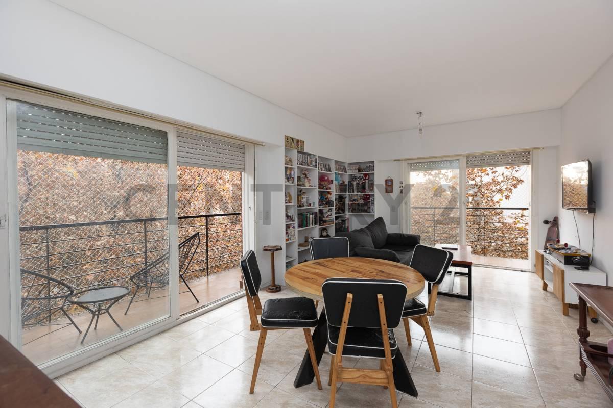 Foto de Departamento 3 ambientes con cochera en Venta al frente con balcón, imagen 3