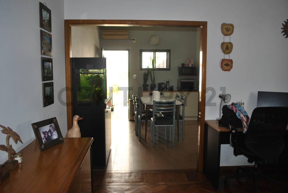 Foto de VENTA PH CON PATIO Y TERRAZA APTO CREDITO PERMUTA, imagen 3