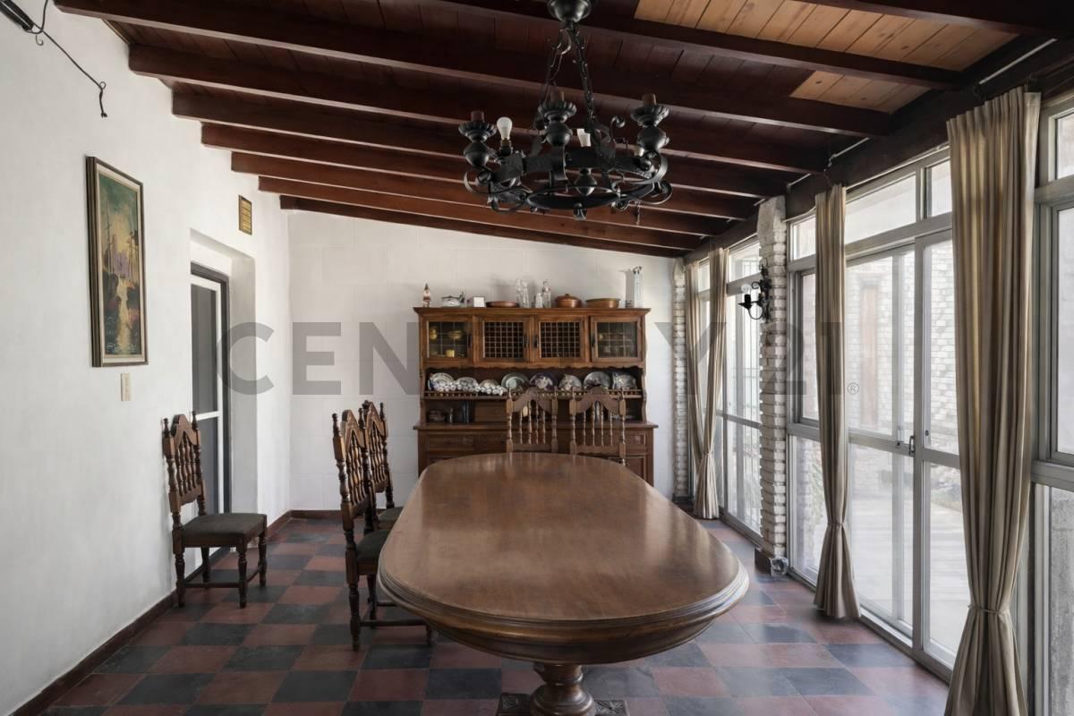 Foto de Chalet 4 ambientes en venta en Haedo con parque, galería cubierta y, imagen 4
