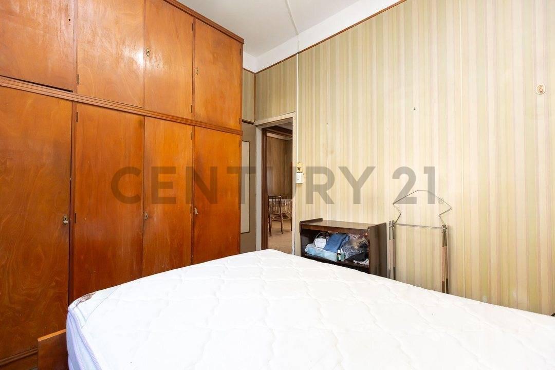 Foto de VENTA PH 3 AMB CON PATIO- CASEROS- PERMUTA, imagen 3