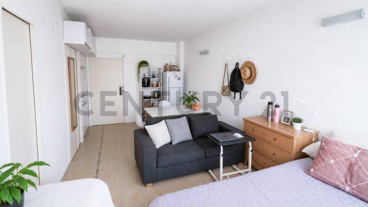 Foto de VENTA MONOAMBIENTE LUMINOSO EN RECOLETA - APTO CRÉDITO, imagen 1