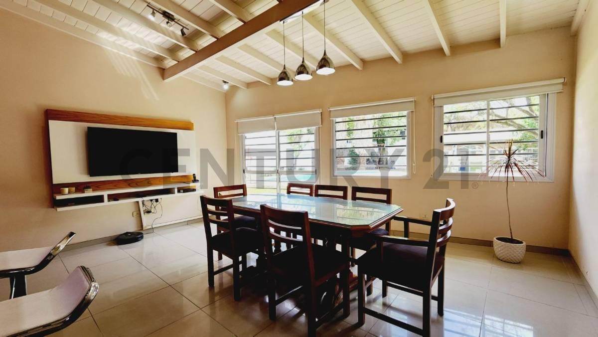 Foto de VENTA CASA 5 AMB PILETA QUINCHO A. CREDITO-FINANCIACION-PERMUTA, imagen 4