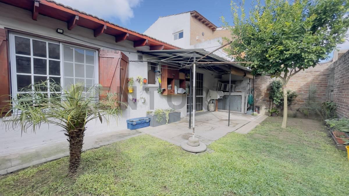 Foto de Casa de 3 ambientes en venta en Altos de Pacheco con jardín y garage, imagen 5