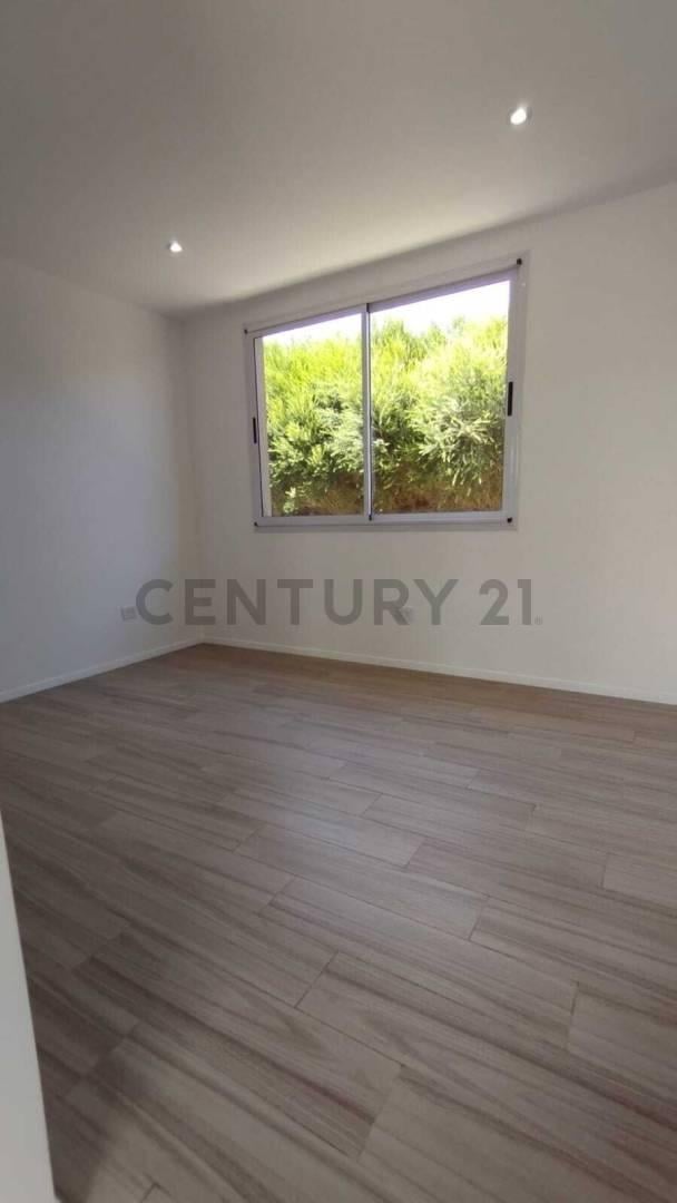 Foto de VENTA CASA EN BARRIO SAN SEBASTIAN- ESCOBAR- PERMUTA, imagen 1