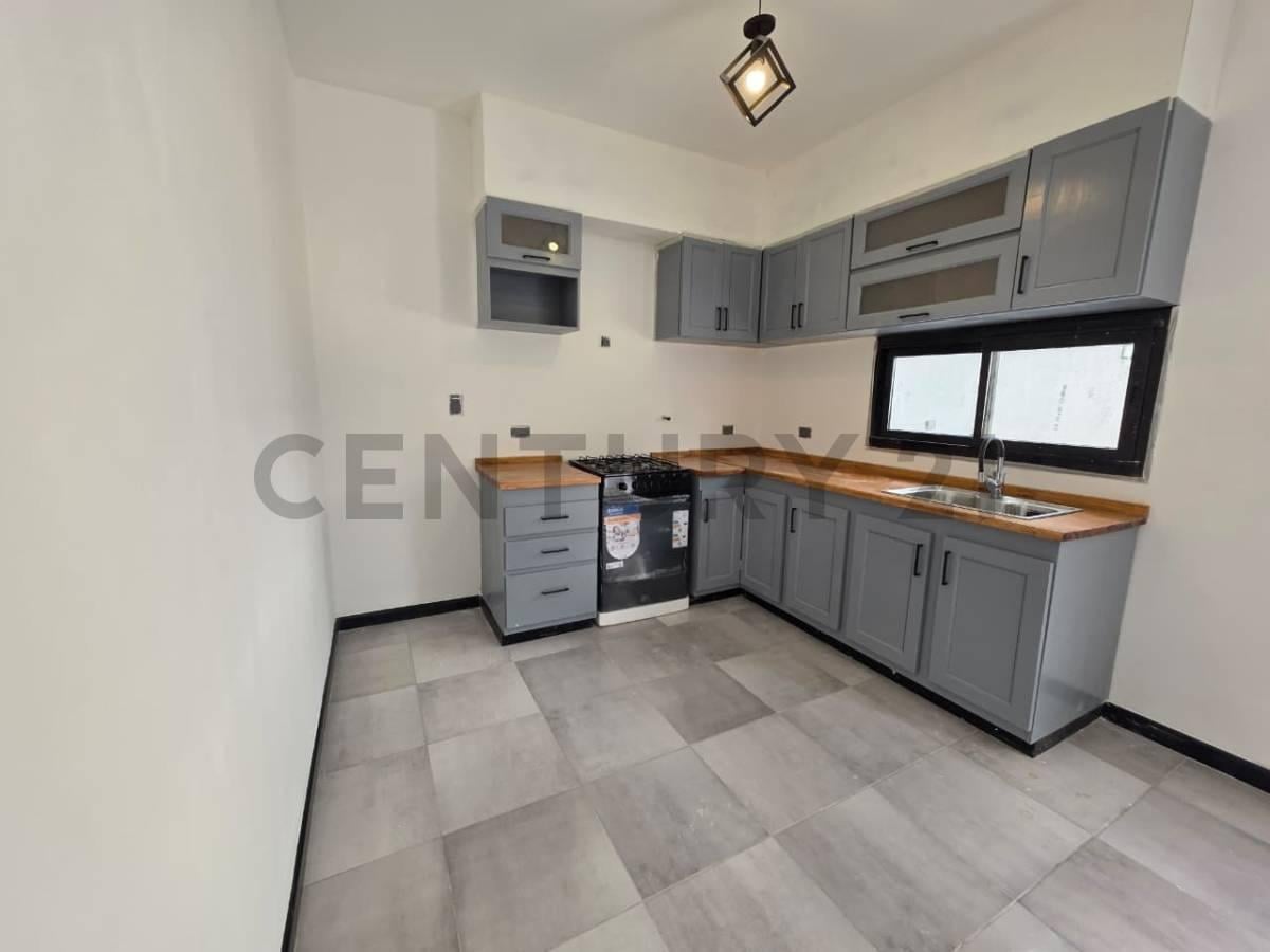 Foto de CASA 3 AMBIENTES A ESTRENAR / ACEPTA PERMUTA, imagen 3