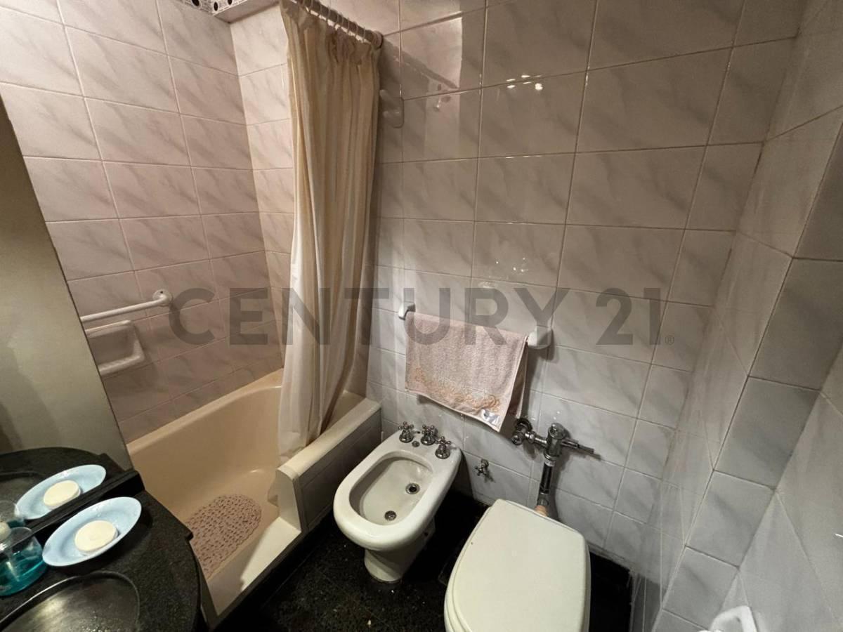 Foto de VENTA-DEPTO 3 AMB AMPLIO + PATIO - VILLA URQUIZA CENTRO, imagen 4