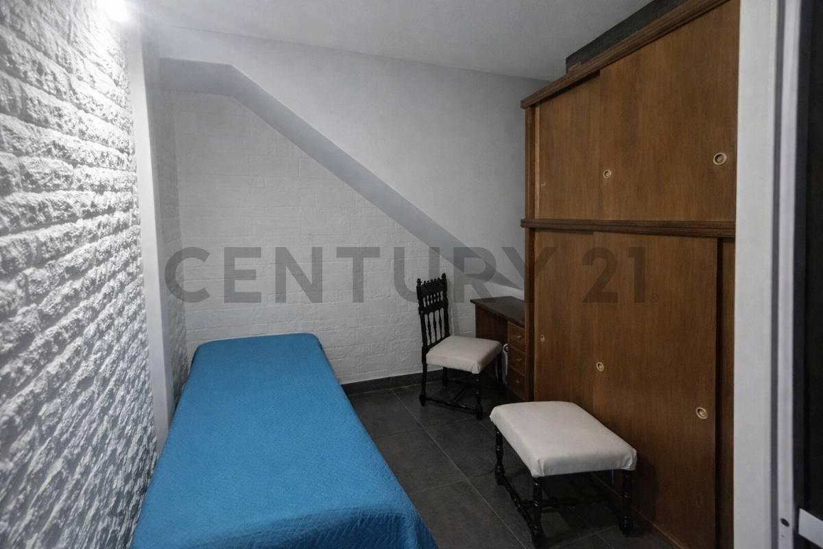 Foto de PH de Cuatro Ambientes en San Justo - Toma permuta, imagen 5