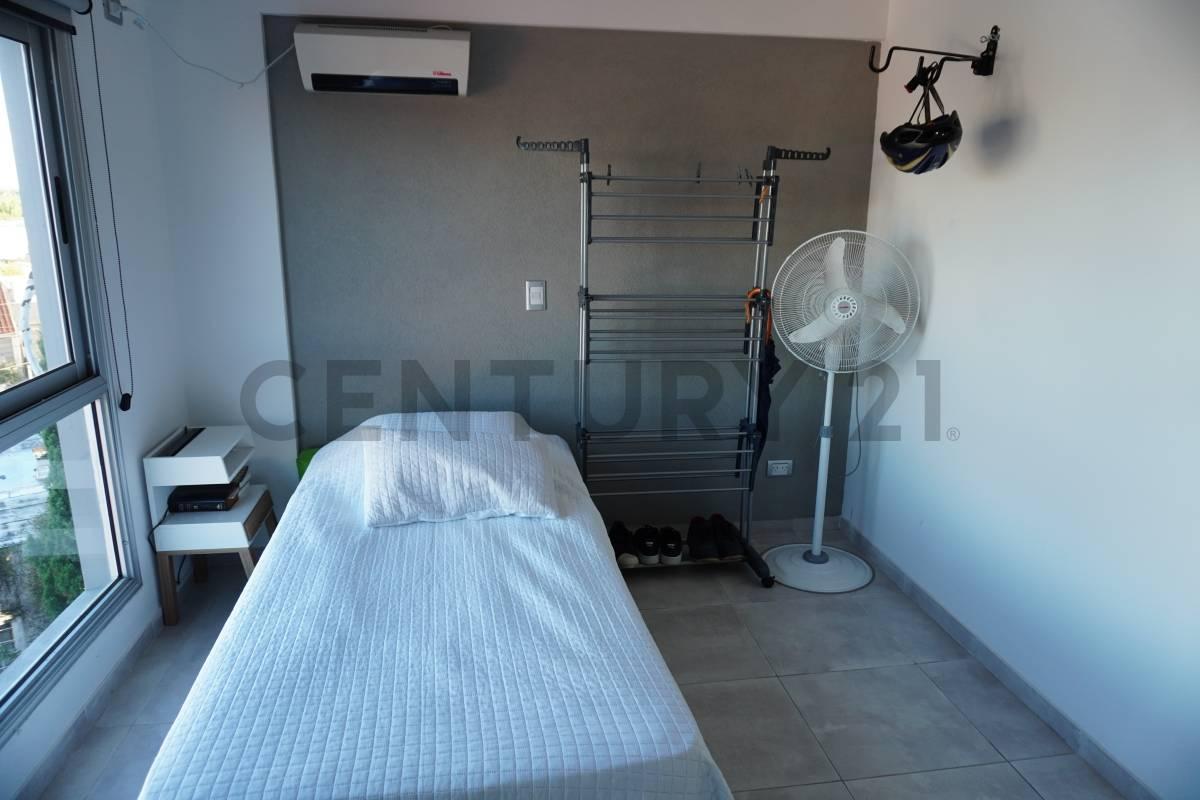 Foto de Impecable 2 Ambientes - Edificio 2023 - 3° Piso Frente con Balcón - El, imagen 3