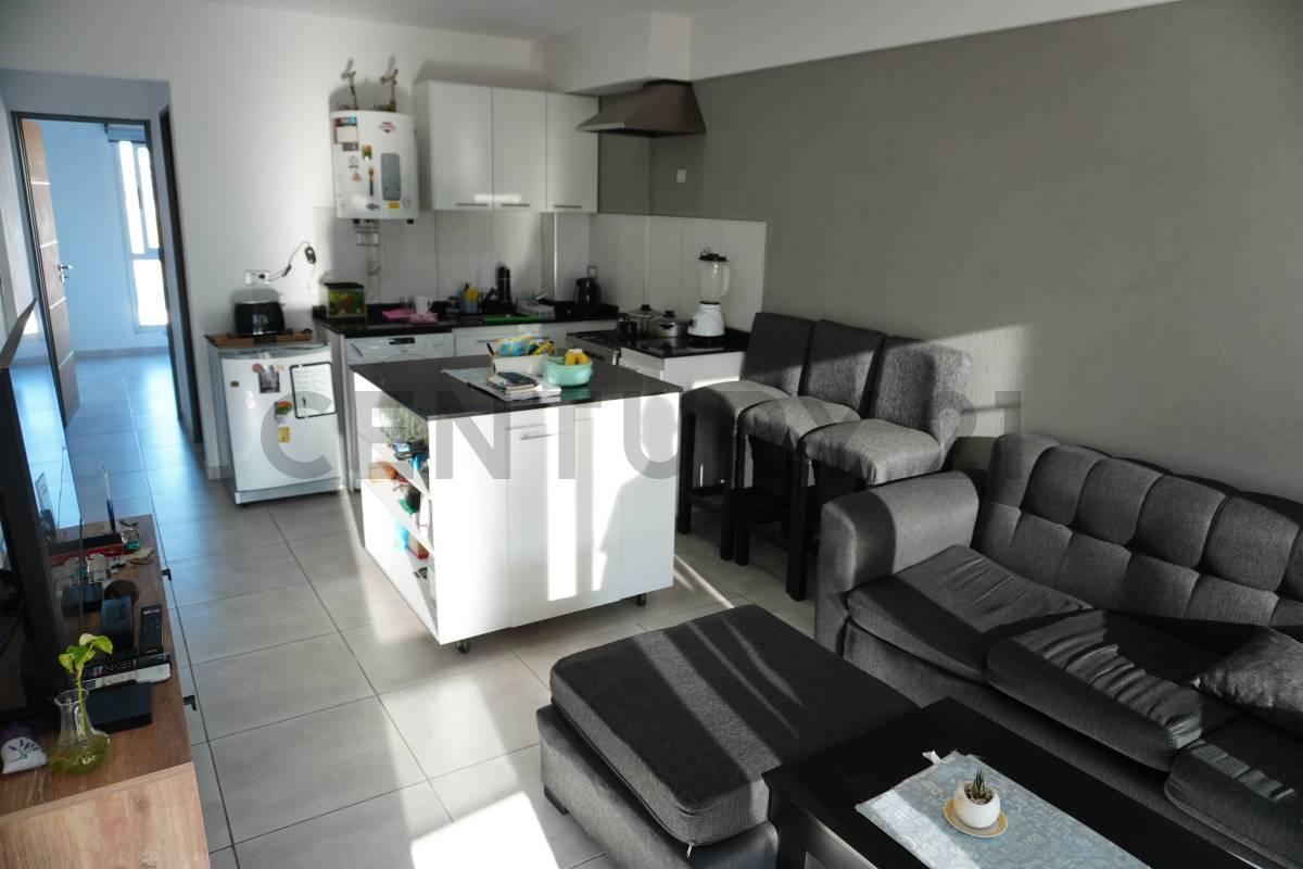 Foto de Impecable 2 Ambientes - Edificio 2023 - 3° Piso Frente con Balcón - El, imagen 2