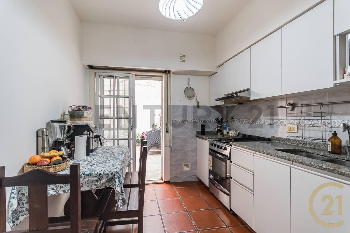 Foto de PH TIPO DUPLEX 4 AMBIENTES EN VILLA DEL PARQUE - ACEPTA PERMUTA, imagen 4