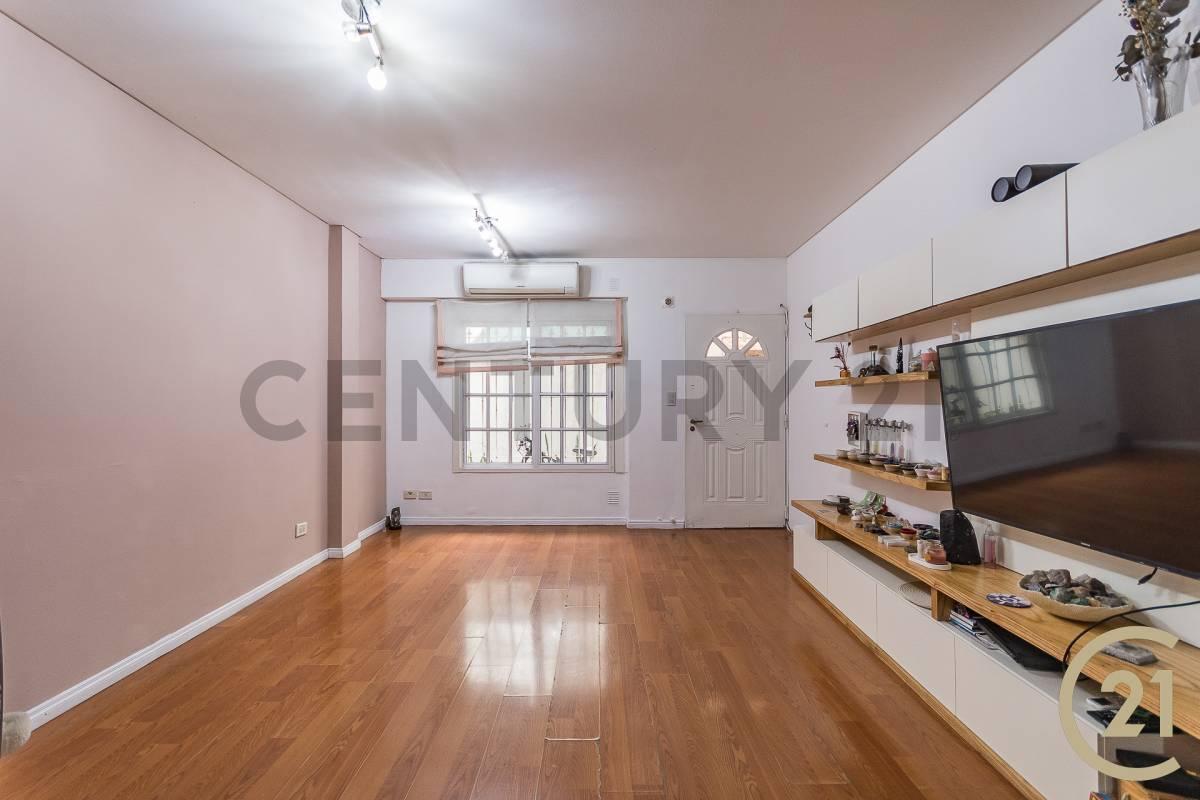 Foto de PH TIPO DUPLEX 4 AMBIENTES EN VILLA DEL PARQUE - ACEPTA PERMUTA, imagen 2