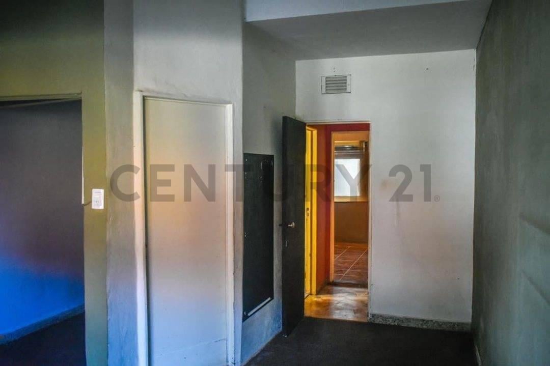 Foto de VENTA DEPARTAMENTO 3 AMB CON PATIO EN SAN MARTIN, imagen 3