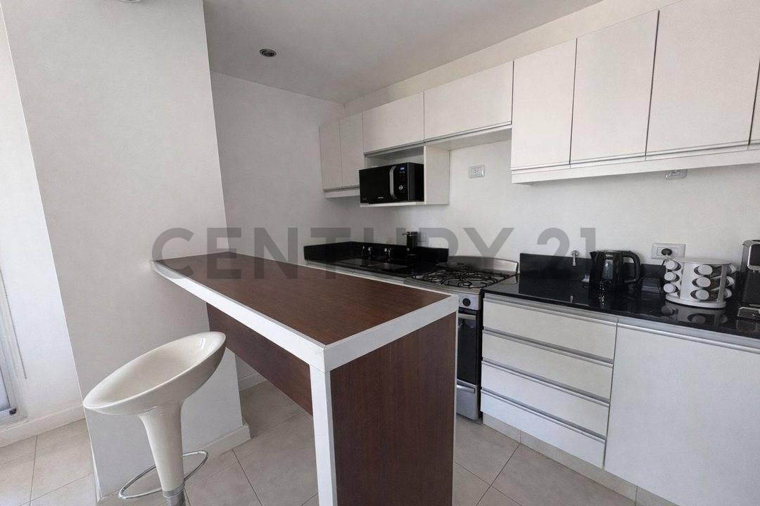 Foto de VENTA DEPARTAMENTO 2 AMBIENTES AMOBLADO EN NORDELTA | PERMUTA, imagen 2