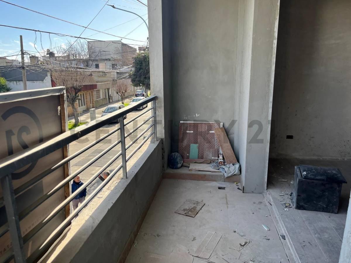 Foto de Oportunidad en Caseros: 3 ambientes en dúplex c/parrilla y entrega en, imagen 1