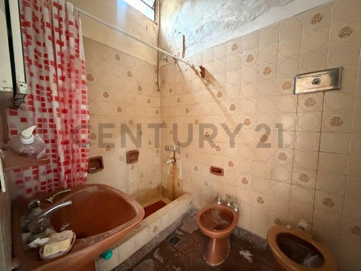 Foto de Casa/ Lote en venta en Ramos Mejia Sur. APTA CREDITO. ACEPTA PERMUTA., imagen 5