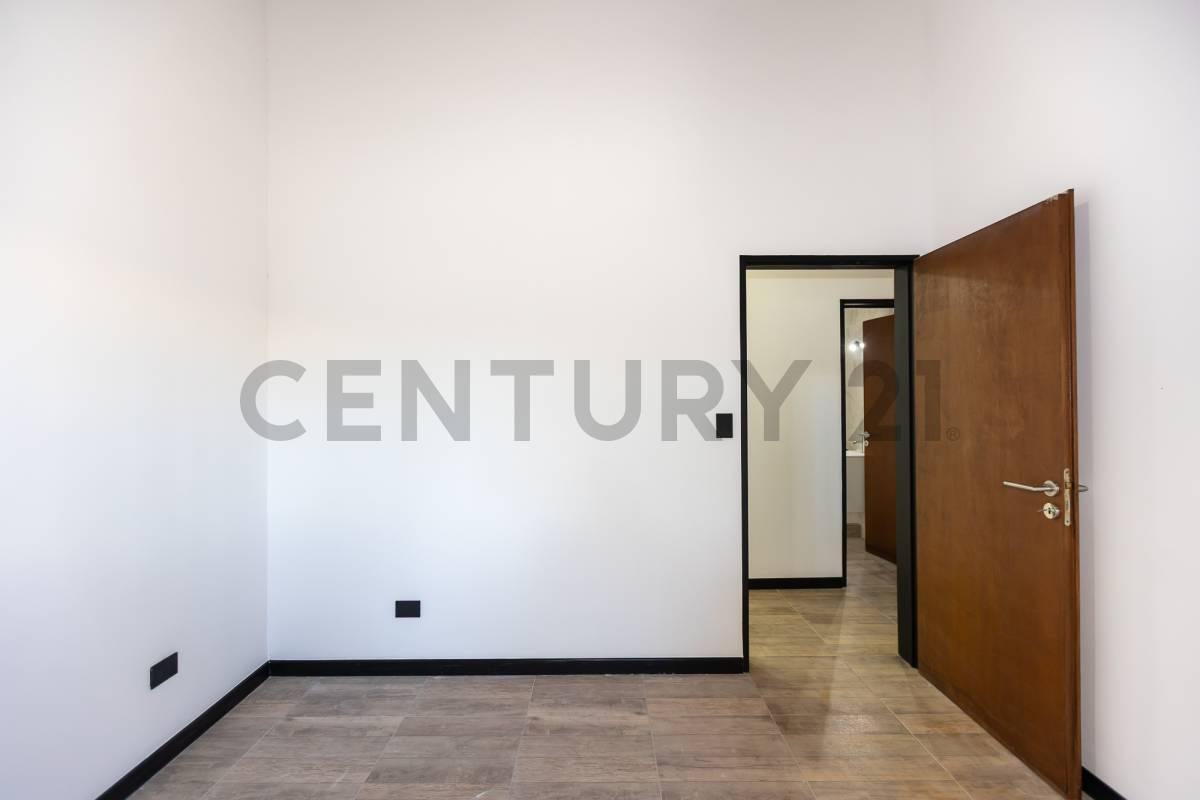 Foto de VENTA CASA 5 AMBIENTES APTO CREDITO- A ESTRENAR EN CASEROS- ACEPTA, imagen 5