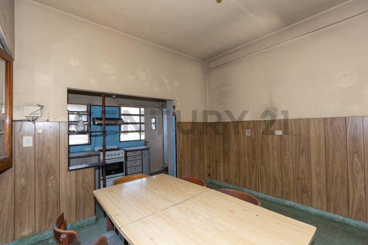 Foto de PH TIPO CASA 3 AMBIENTES c/COCHERA y JARDÍN – VILLA BALLESTER, imagen 2