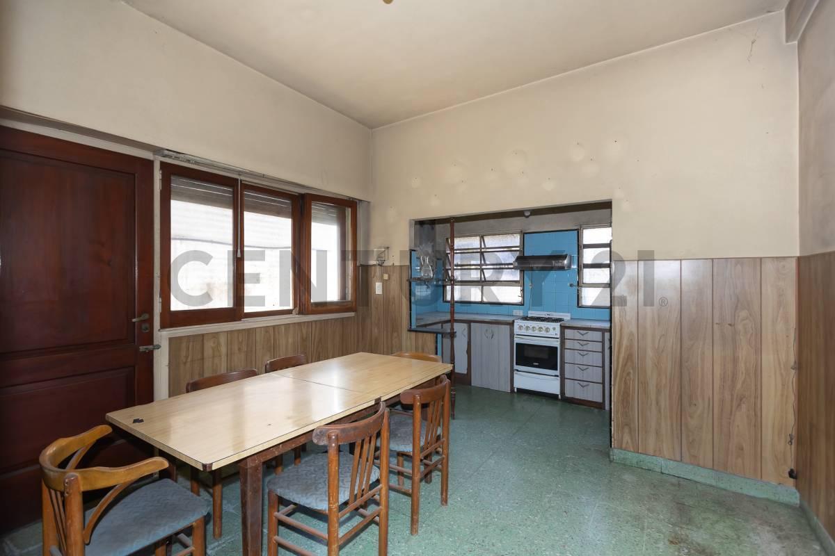 Foto de PH TIPO CASA 3 AMBIENTES c/COCHERA y JARDÍN – VILLA BALLESTER, imagen 5