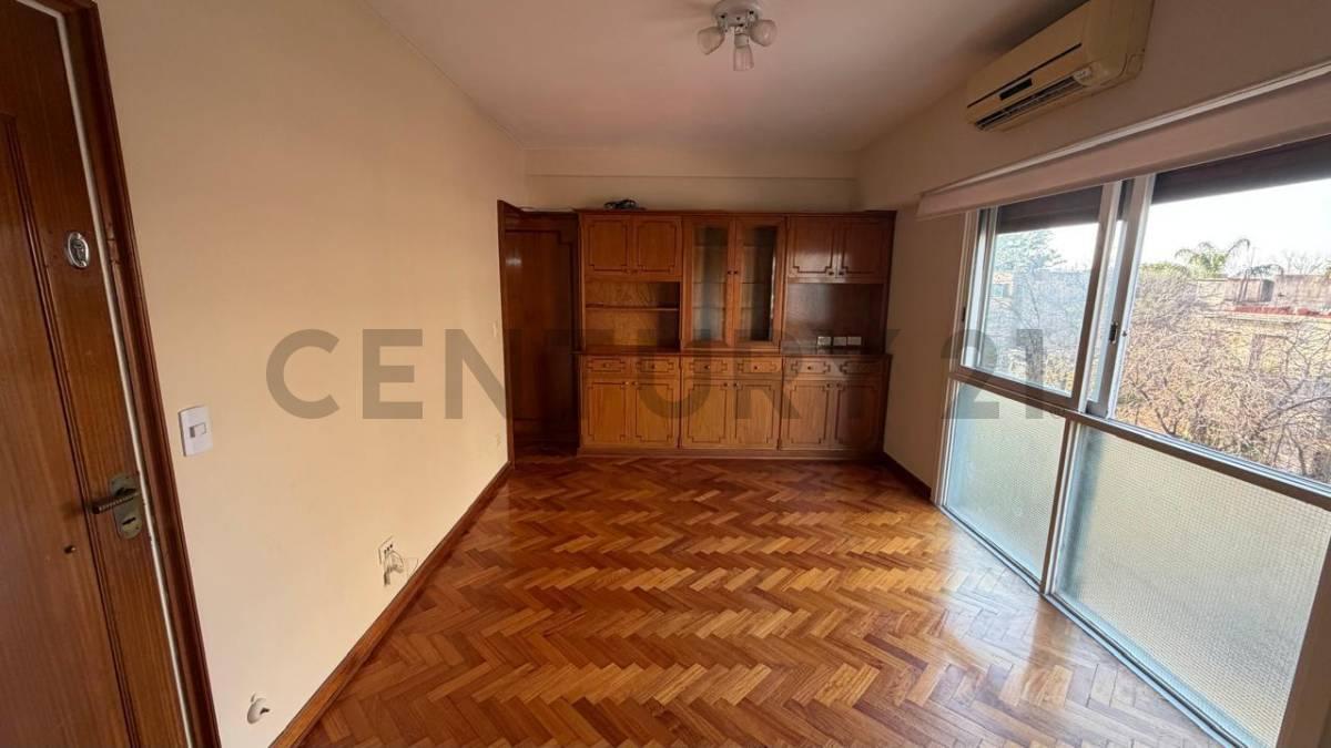 Foto de Alquiler Olivos 2 Ambientes con Cochera Fija Cubierta – Av. del, imagen 5