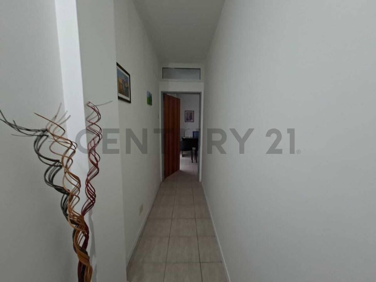 Foto de Venta oficina/consultorio a metros de Av. Belgrano – Monserrat, imagen 3
