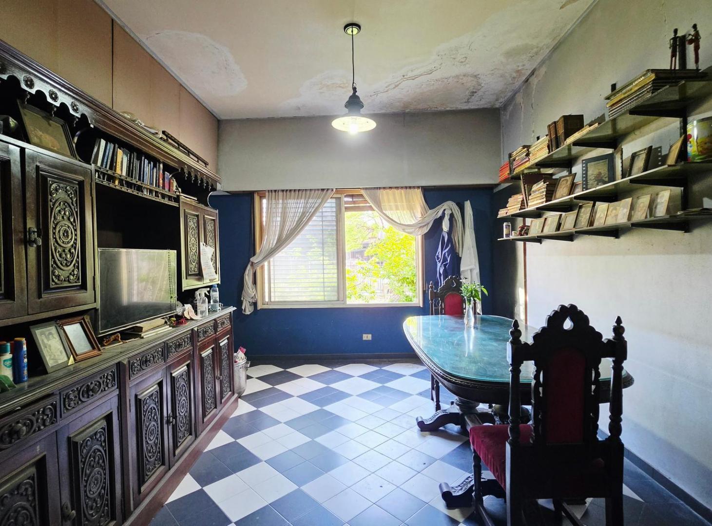 Foto de VENTA CASA 4 AMB PATIO COCHERA CASEROS, imagen 1