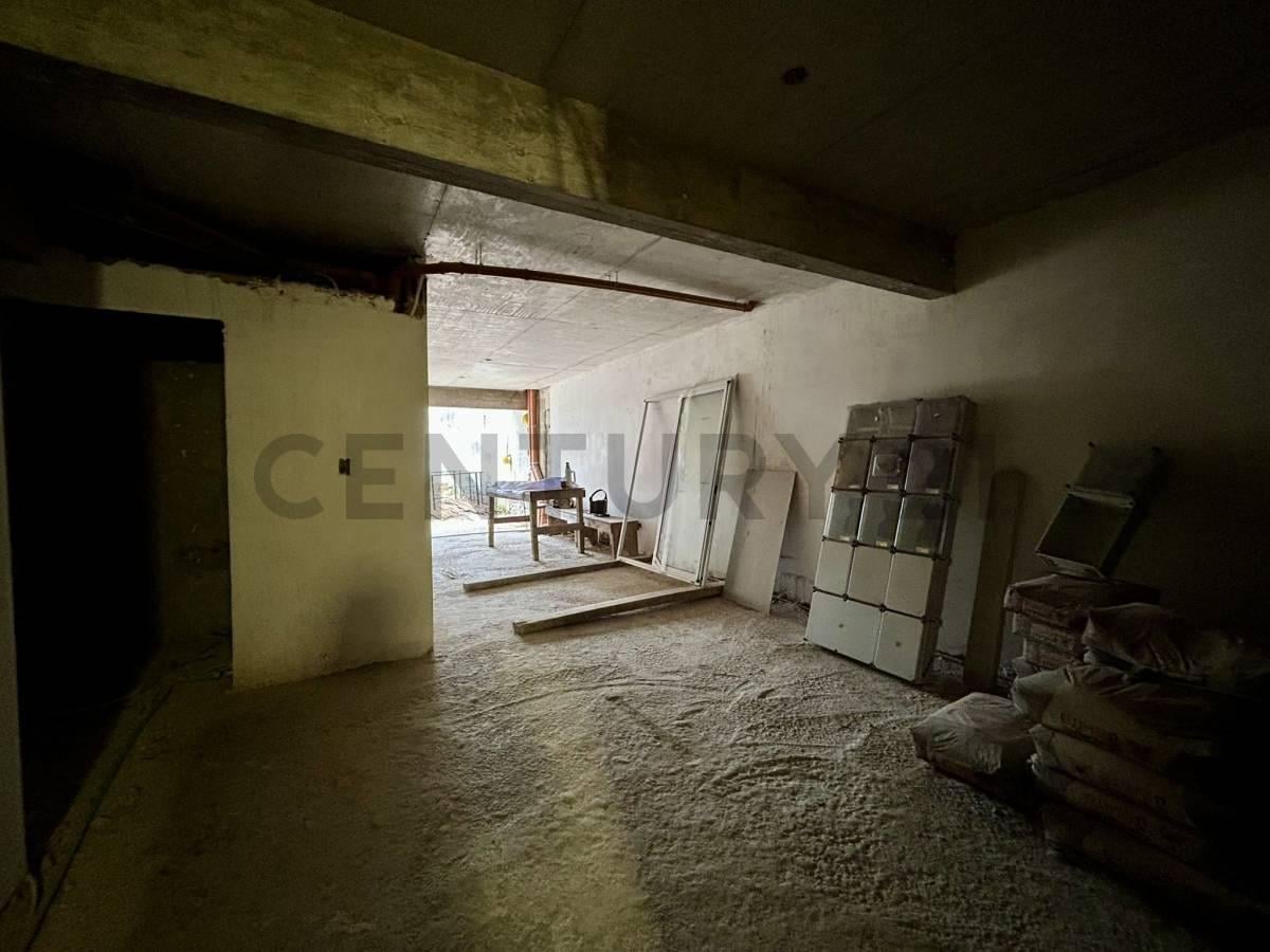 Foto de VENTA PERMUTA DPTO TIPO DUPLEX 4 AMB CON PATIO EN DEVOTO, imagen 5