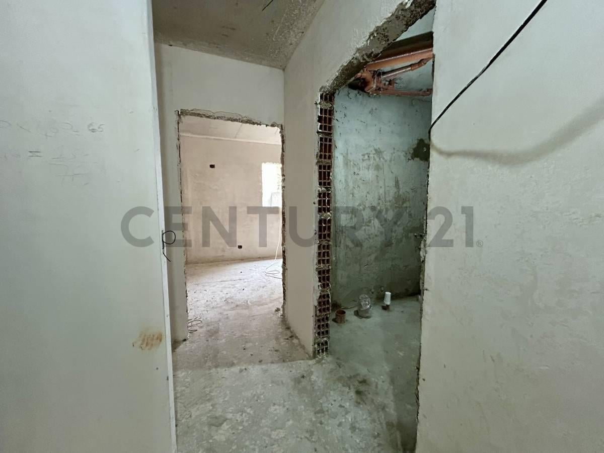 Foto de VENTA PERMUTA DPTO 2 AMB CON BALCON EN DEVOTO, imagen 1