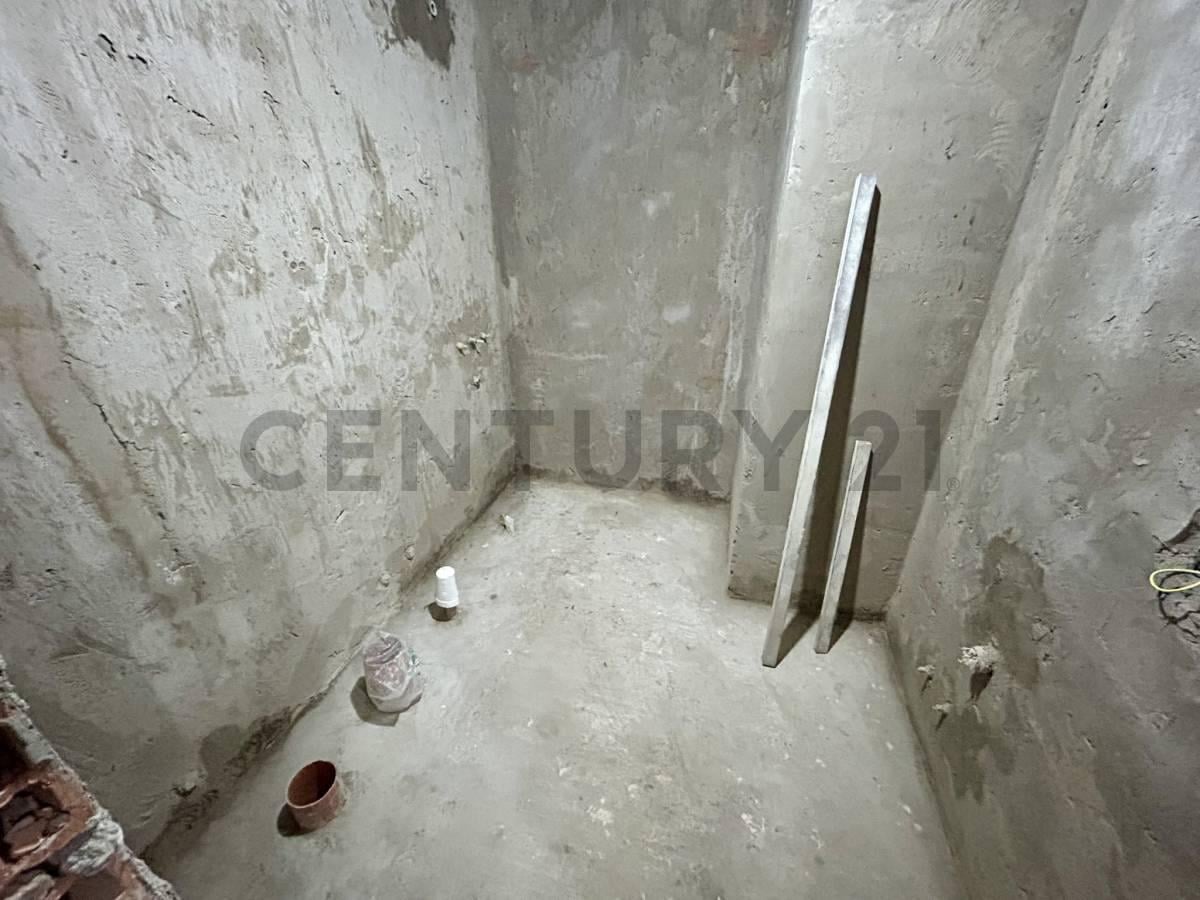 Foto de VENTA PERMUTA DPTO 2 AMB CON BALCON EN DEVOTO, imagen 2