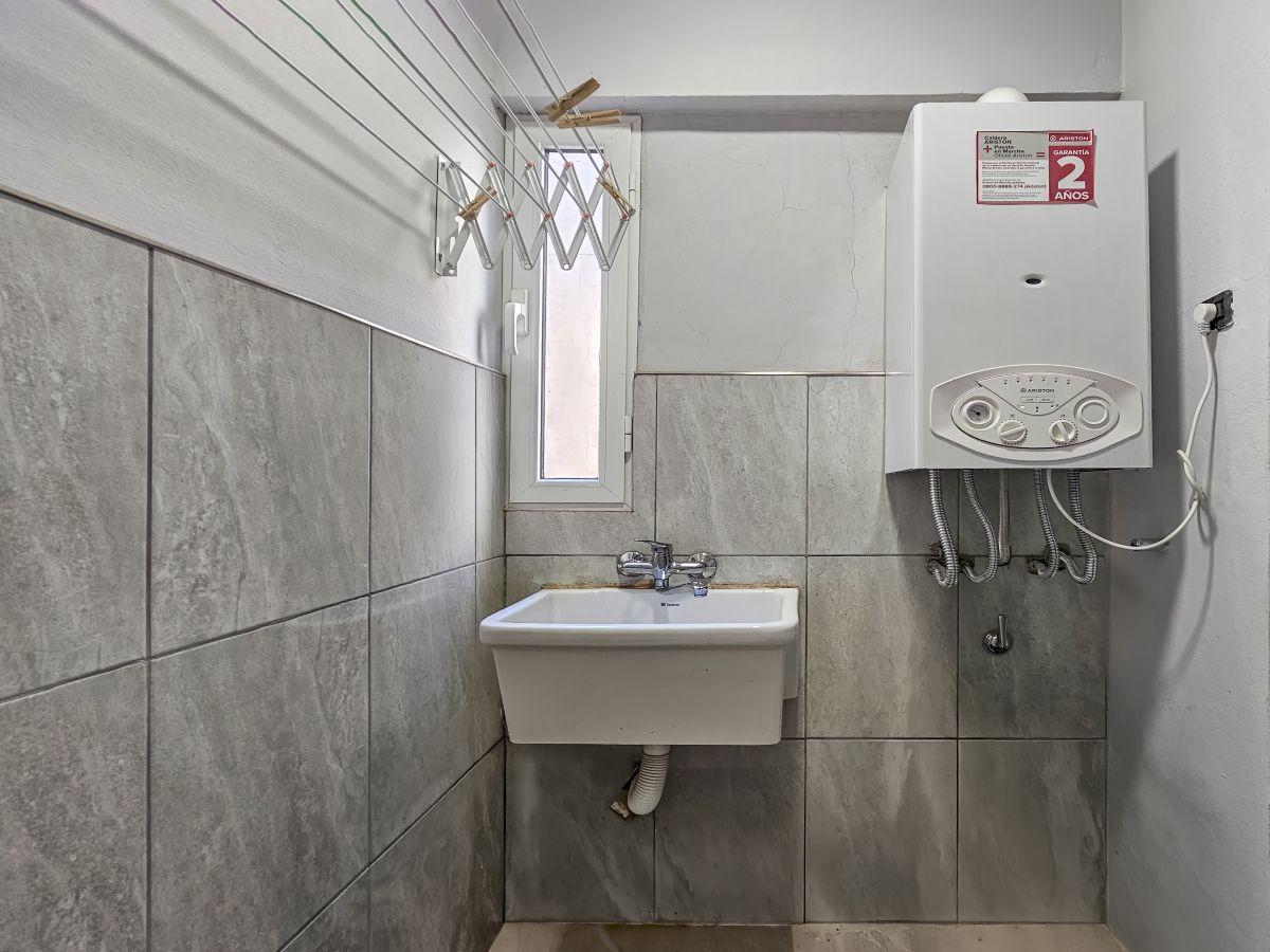 Foto de Departamento de 2 Dormitorios en Venta en Av Alem 1049, Bahía Blanca, imagen 4