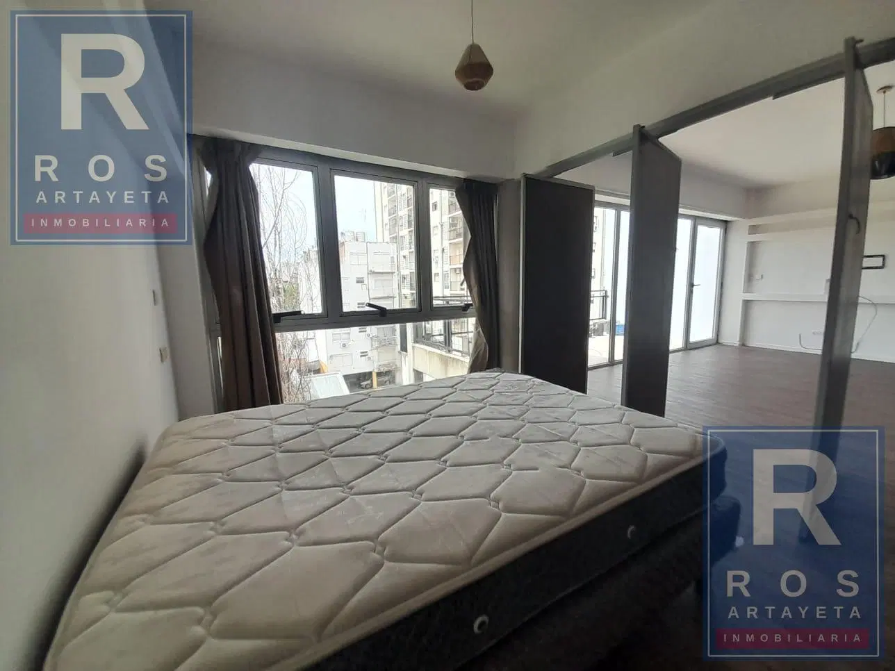 Venta 2 ambientes con terraza y cocheera 4