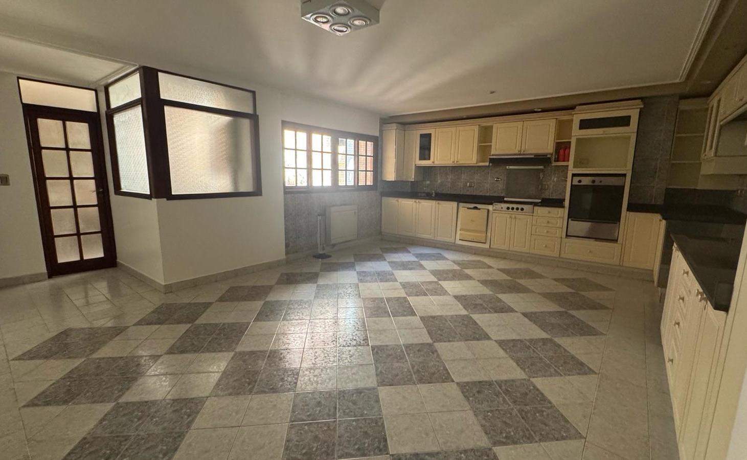 Foto de Depto 4 Dorm en Venta - Vista Plaza Urquiza, 250m², 2 Cocheras - Barrio, imagen 4