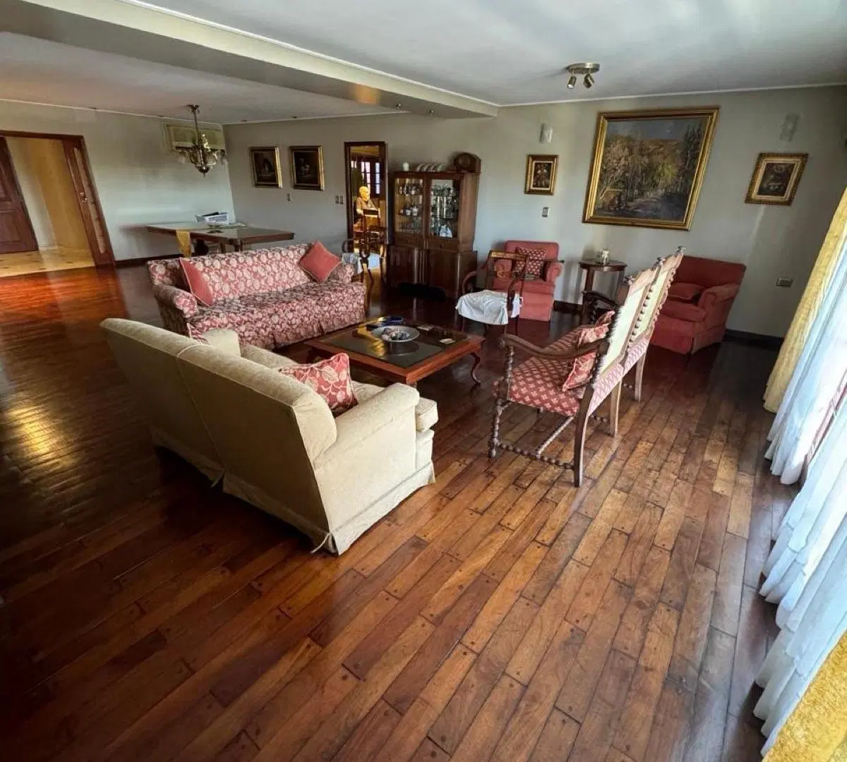 Depto 4 Dorm en Venta - Vista Plaza Urquiza, 250m², 2 Cocheras - Barrio Norte Tucuman 5
