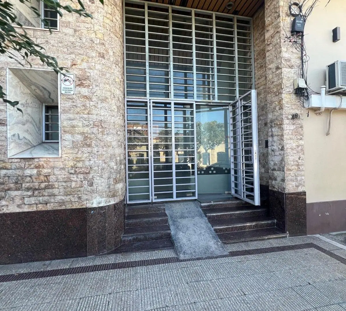 Alquiler Local Estratégico Barrio Sur 2