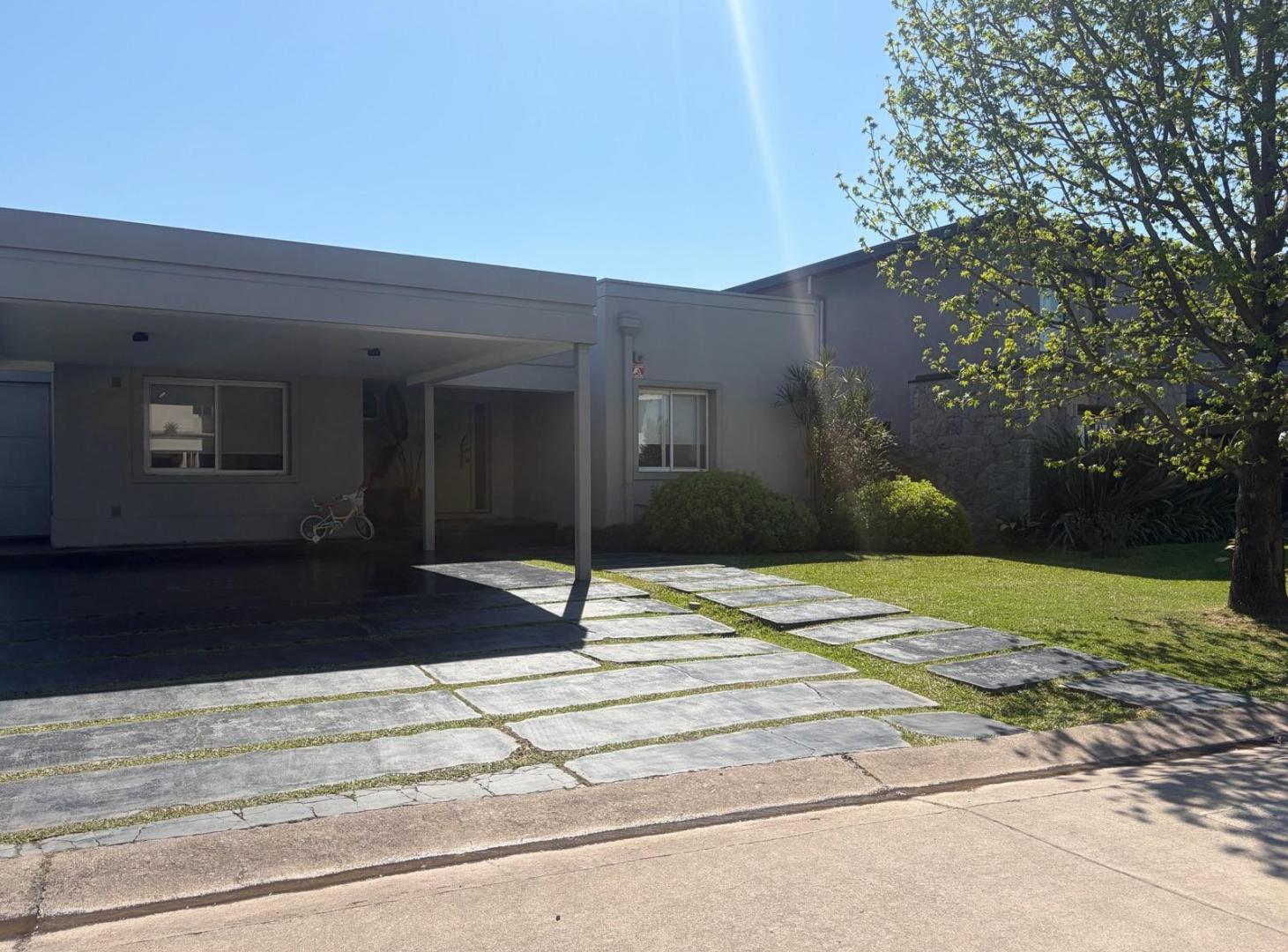 Foto de Casa - Yerba Buena, imagen 1