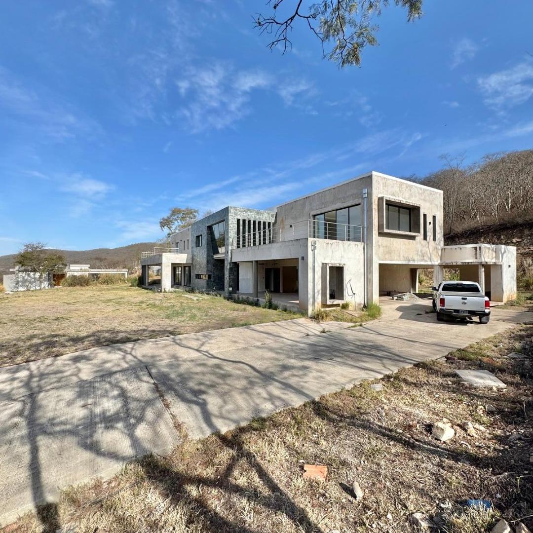 Foto de Casa con 5 dormitorios en venta en Valle Escondido, 5000 m² de terreno, imagen 5