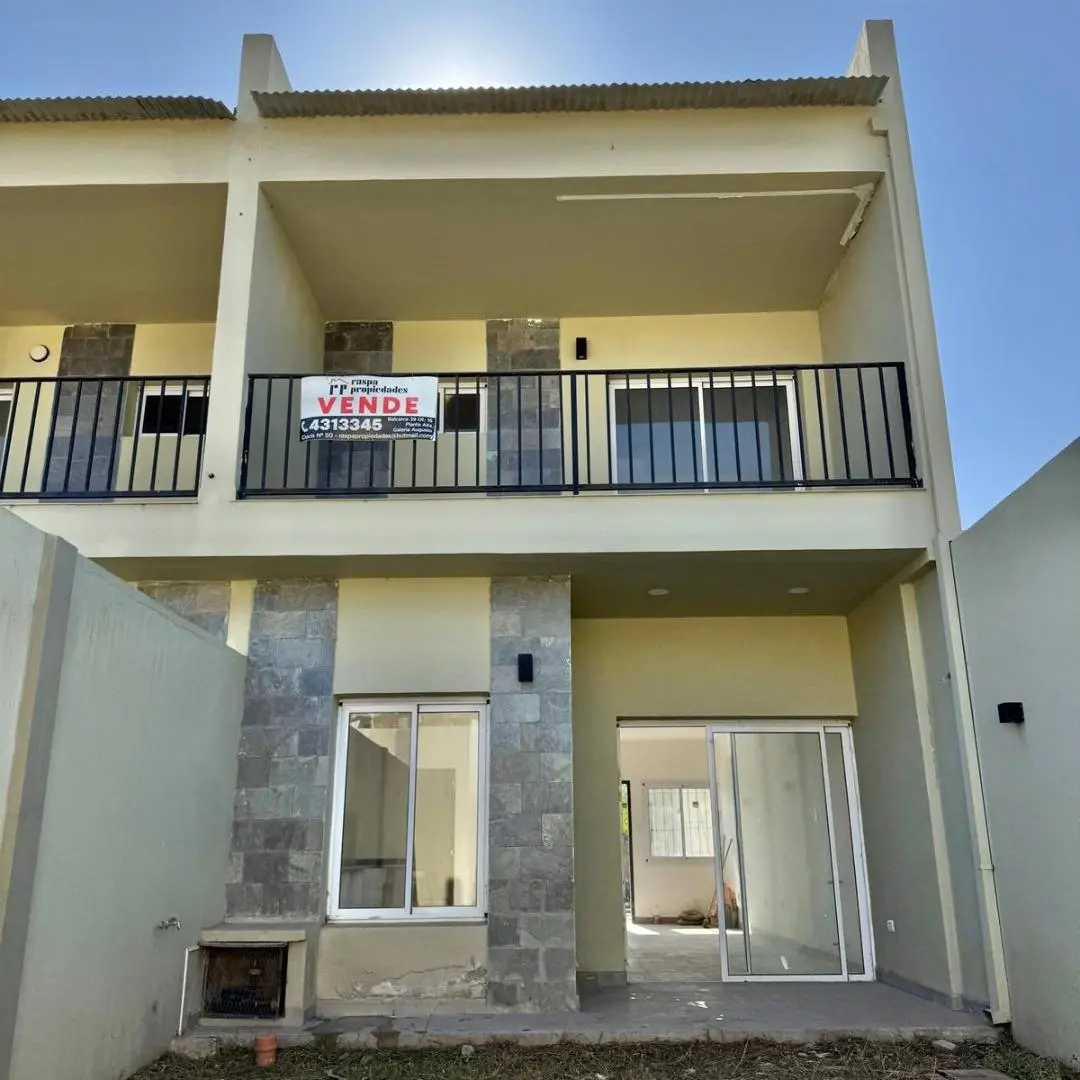 Duplex con 2 habitaciones en venta con 125 m² de terreno, en Salta 3