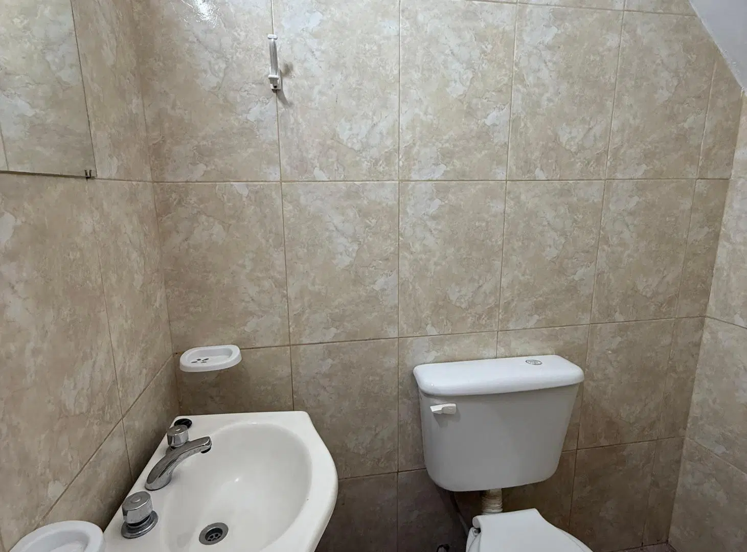 Duplex de 130 m² con 2 dormitorios en alquiler en B° San Benjamin 1