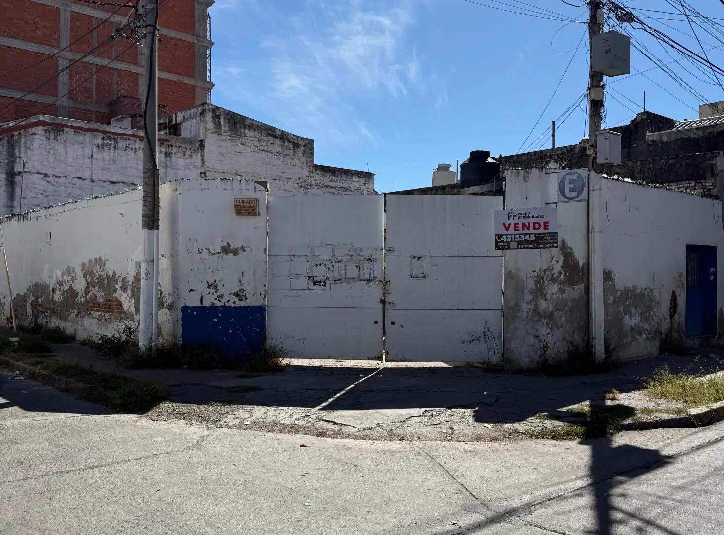 Terreno en esquina excelente ubicacion en el centro de Salta 8