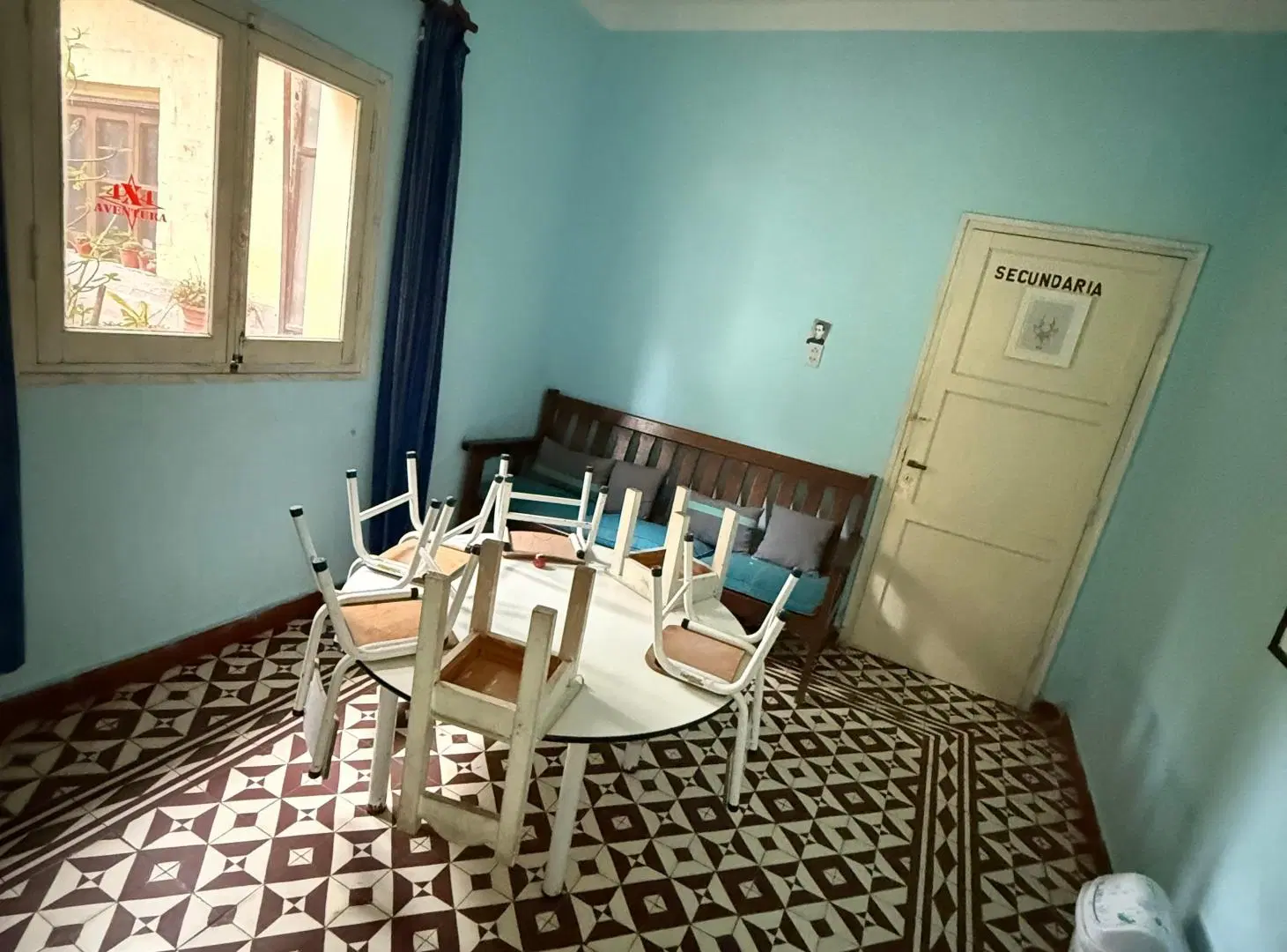 Casa con terreno de 490 m2, ideal consultorios, proy. turistico, constuccion de local comercial 3