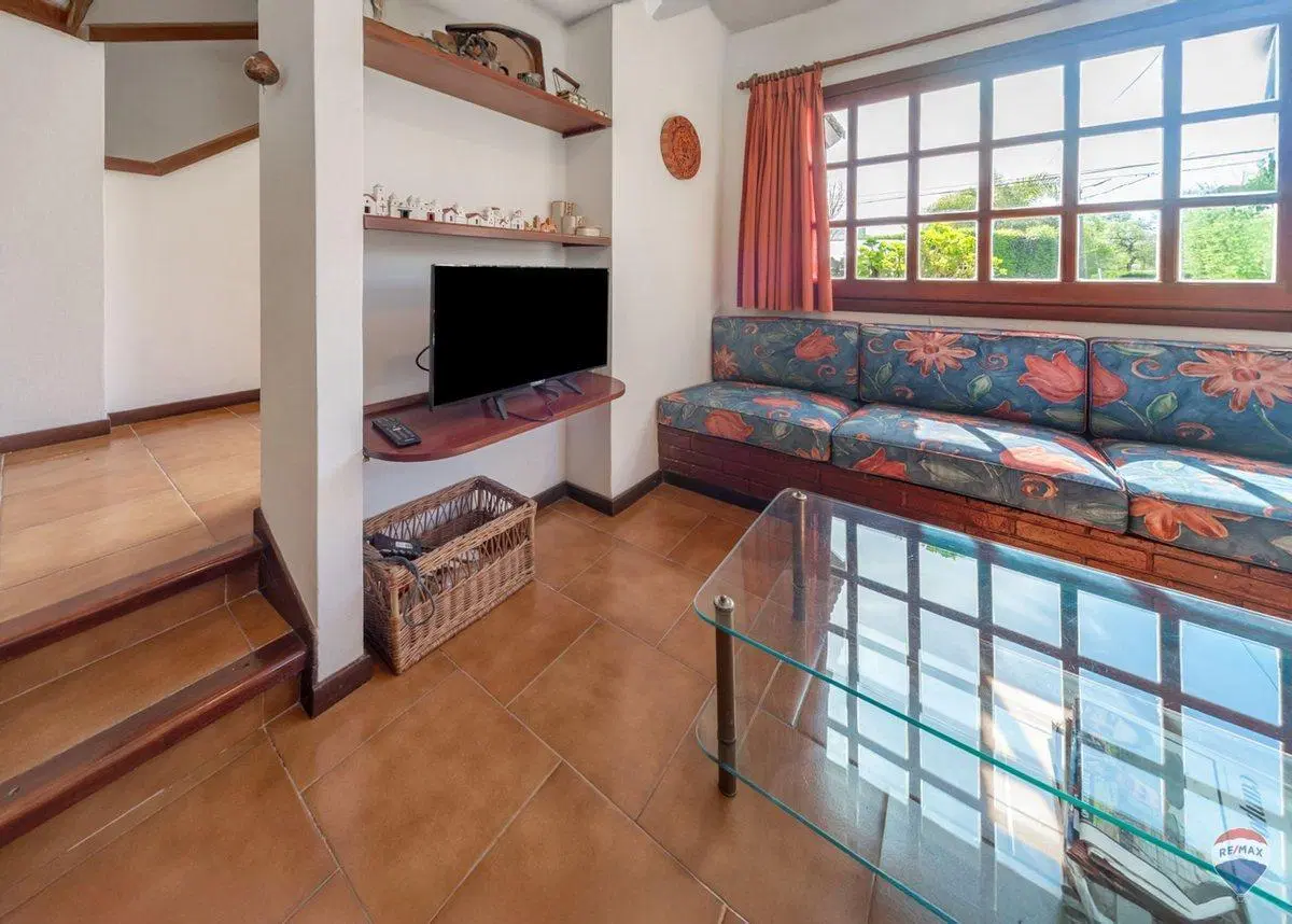 VENTA CASA EN COUNTRY LOMA VERDE / APTO CREDITO 2