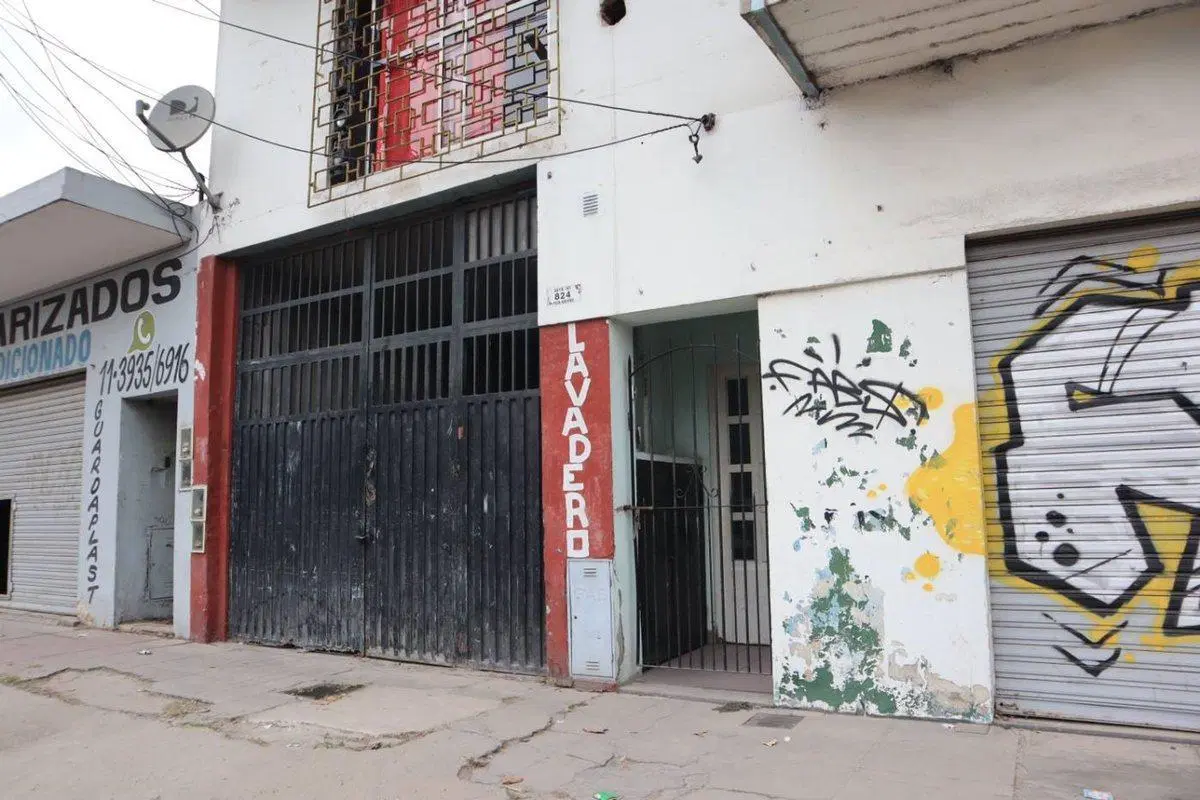 Venta 4 PH de 2 amb cada uno, cochera y local 2