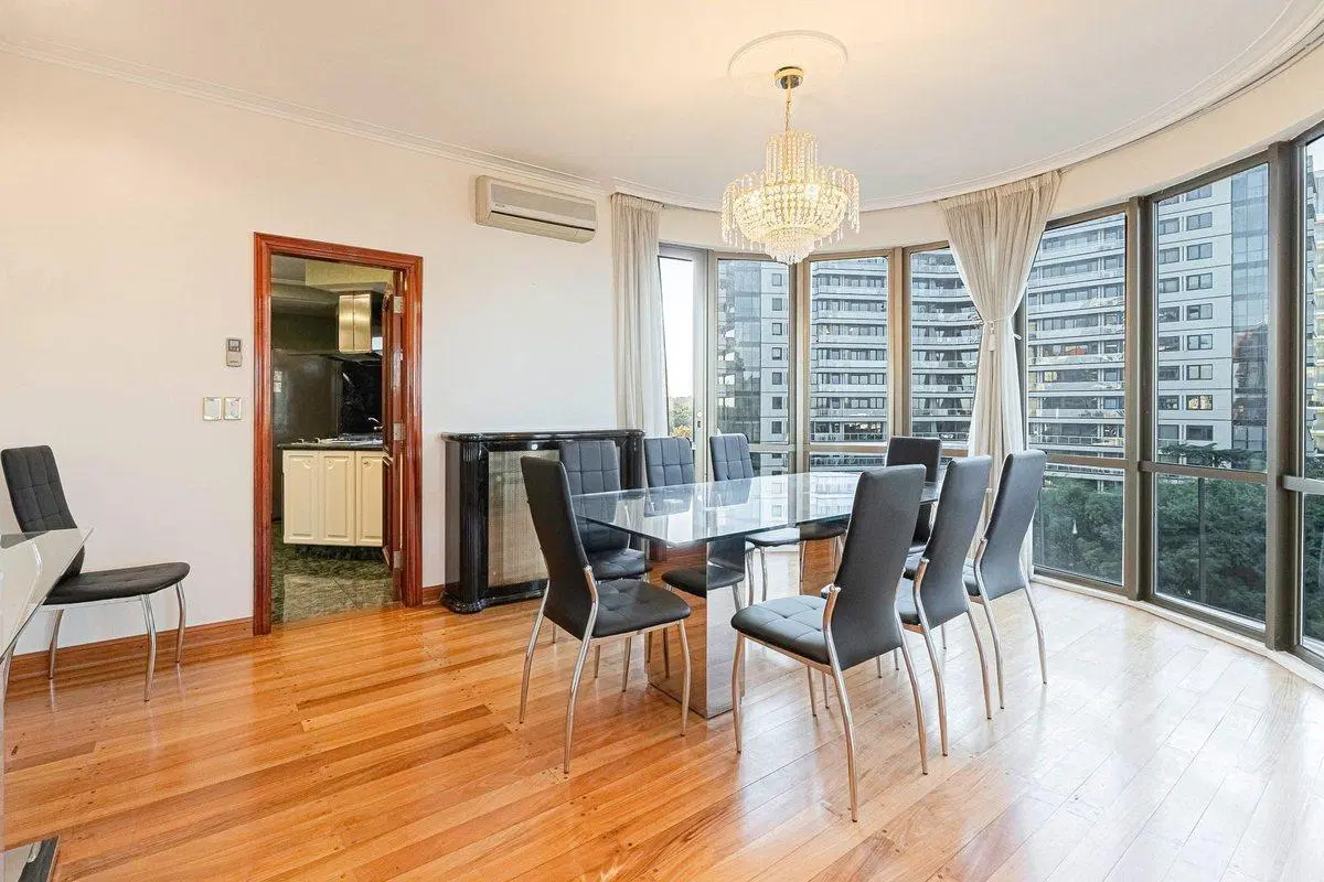 VENTA Piso 7 con Gran Vista al Río-La Lucila 3