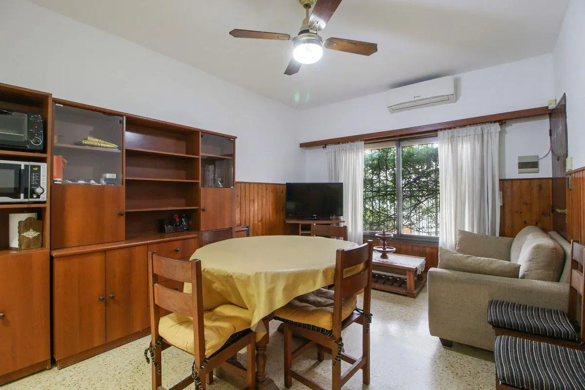 Venta lote 2 casas de 4 amb + quincho y cochera 5