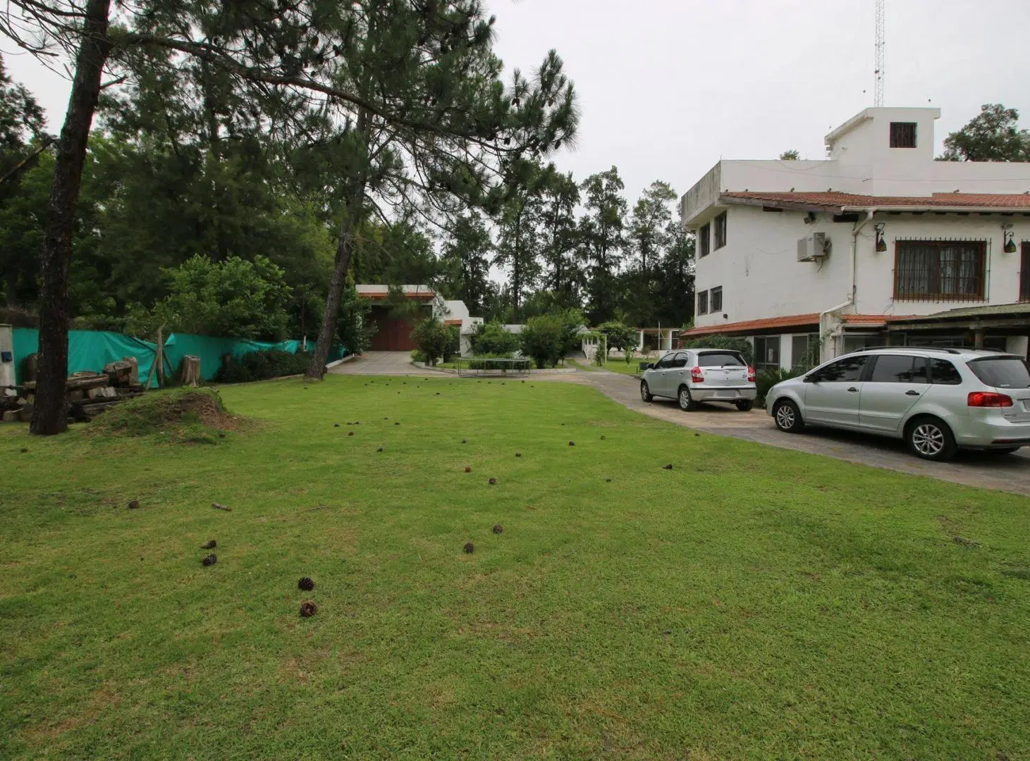 Venta casa 6 amb, pileta, quincho, jardín, jacuzzi 5