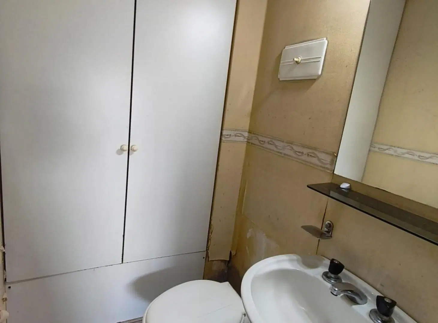 Alquiler departamento 4 ambientes + cochera Flores 5